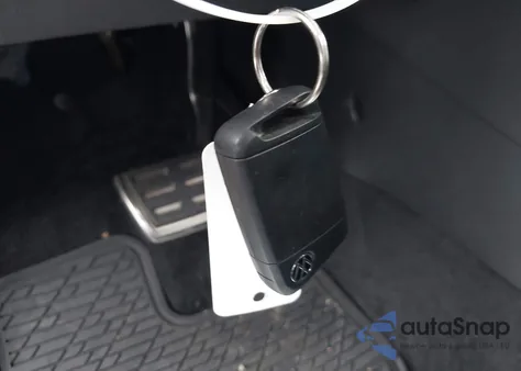 2022 Volkswagen Tiguan 2.0T Se R-Line Black z USA, uszkodzony, nr VIN 3VVCB7AX6NM127675